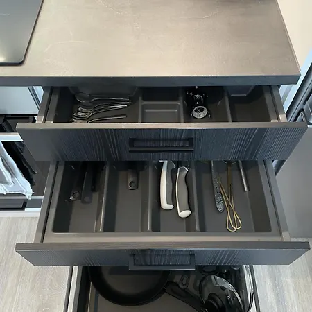 Loft With Naesijaervi Views 公寓